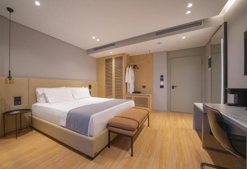 غرفة ديلوكس ذات إطلالة جانبية على البحر, Yacht Premium