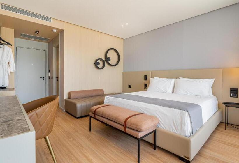 غرفة ديلوكس مطلّة علي البحر, Yacht Premium