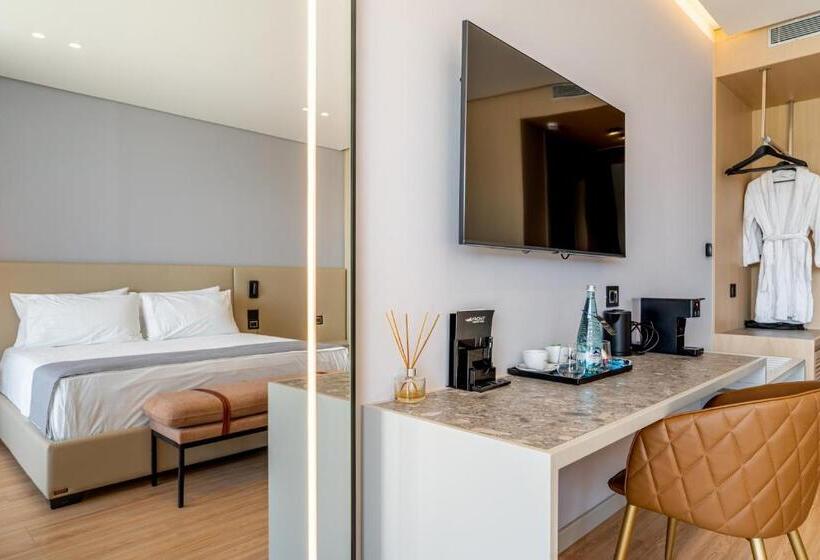 غرفة ديلوكس مطلّة علي البحر, Yacht Premium