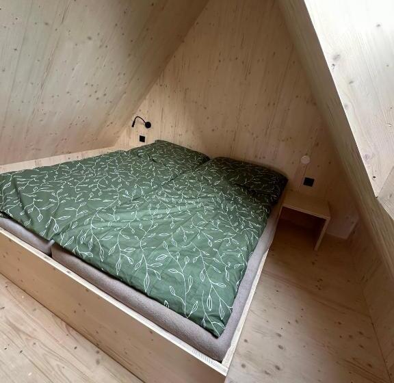 شقة ديلوكس غرفة واحدة, Penzion A Restaurace Pod Sjezdovkou