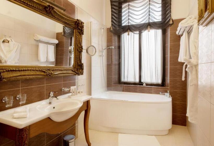 اتاق لوکس با بالکن, Bohema Boutique Hotel & Spa