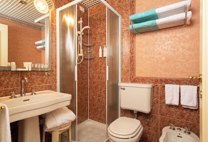 Люкс, Grand Hotel Astoria