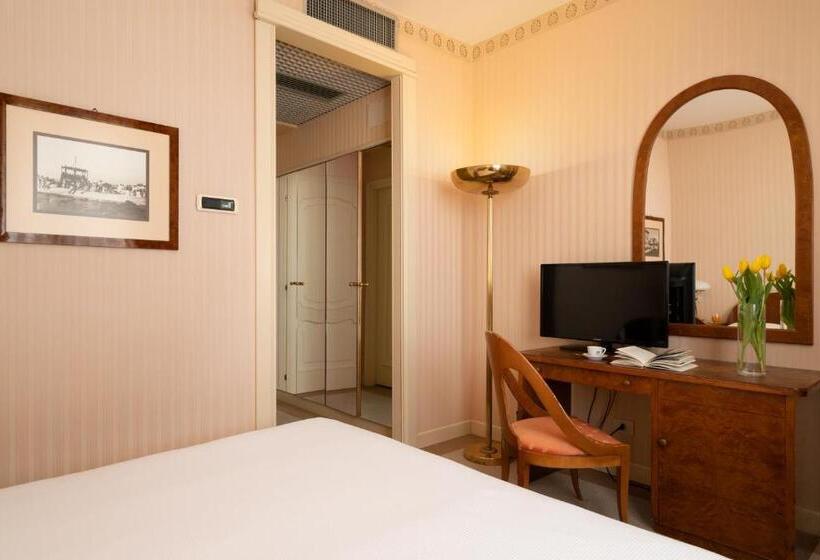 Номер Стандарт, Grand Hotel Astoria