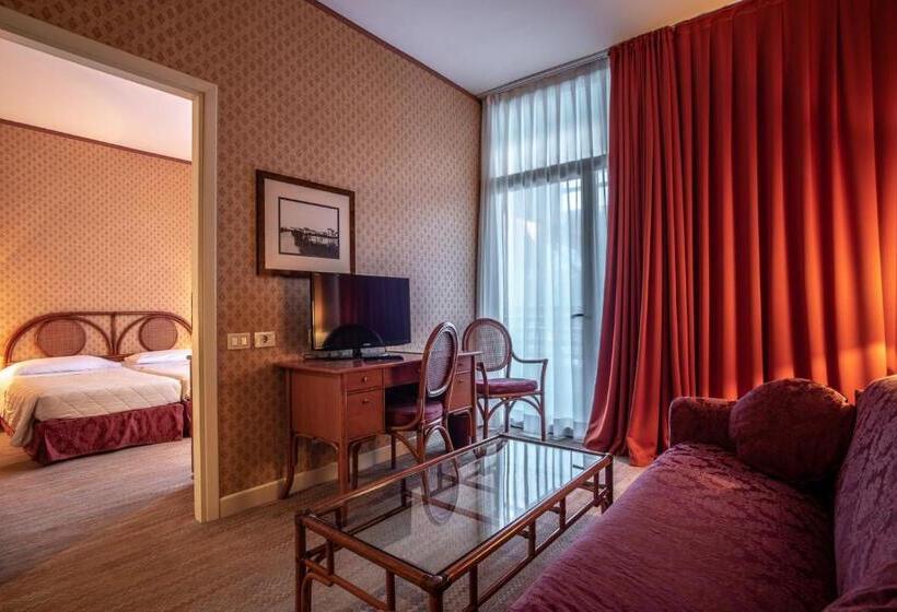 Полулюкс, Grand Hotel Astoria