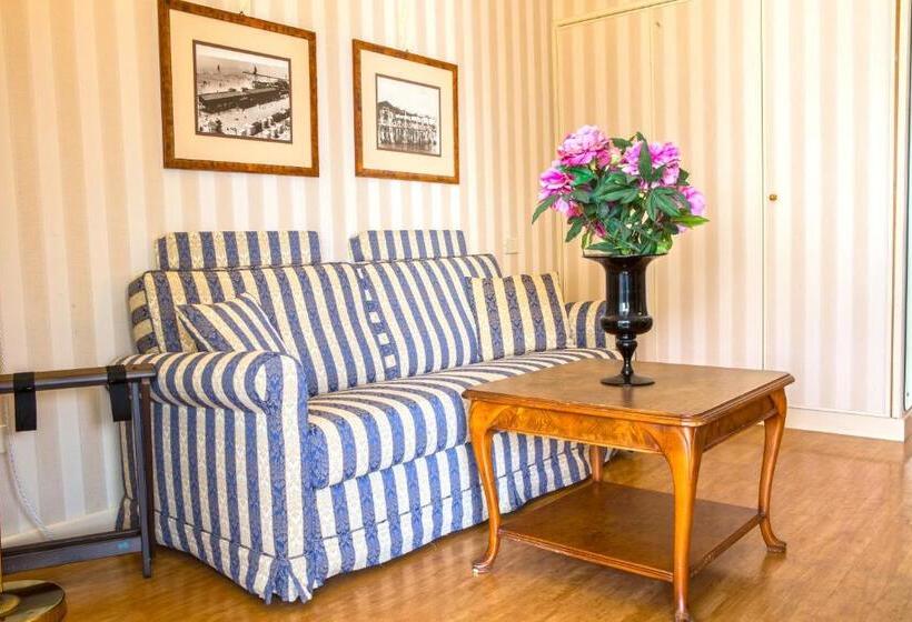 Полулюкс Superior, Grand Hotel Astoria