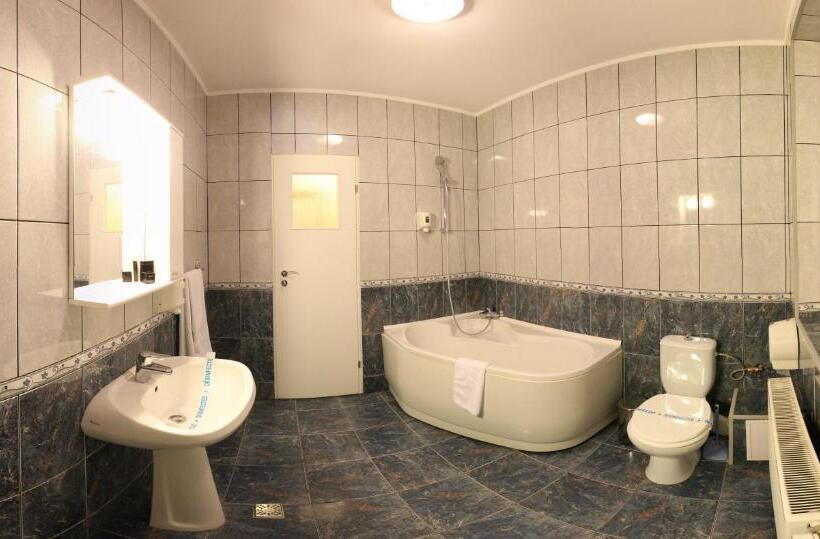 スタンダードシングルルーム, Andre´s