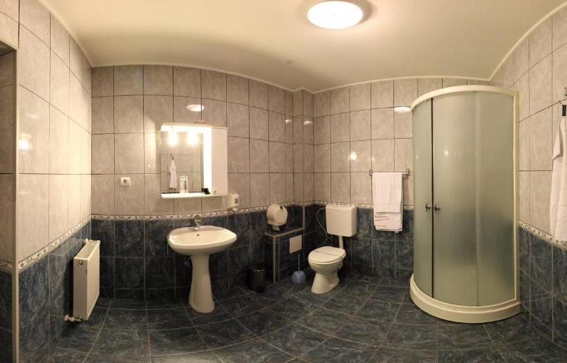 スタンダードシングルルーム, Andre´s