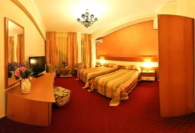 Superior-huone, Andre´s