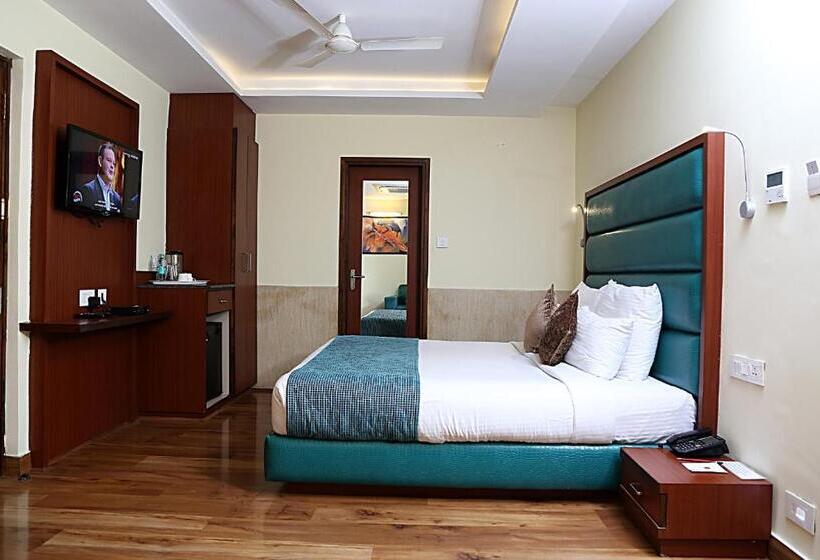 带阳台的豪华间, Cama