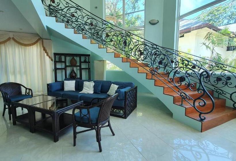 Villa 3 Chambres, Pinjalo Resort Villas   Jade Hill Project Property Development