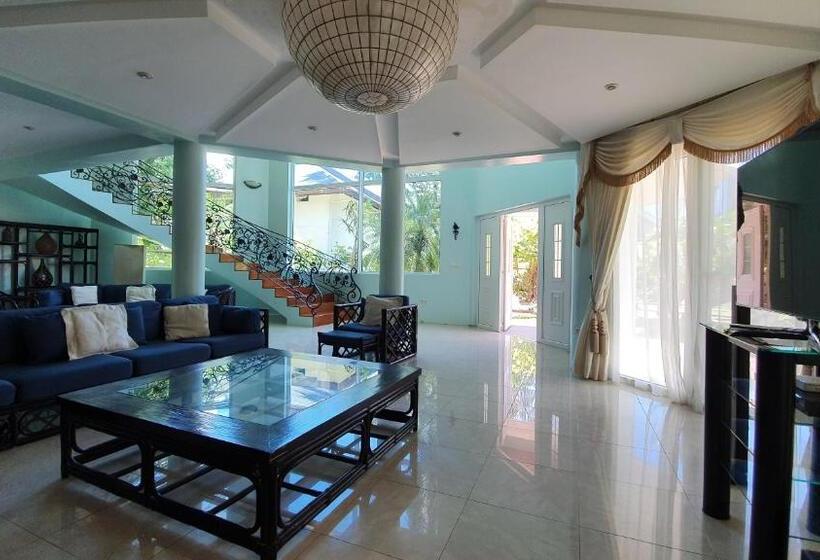 Villa 3 Chambres, Pinjalo Resort Villas   Jade Hill Project Property Development