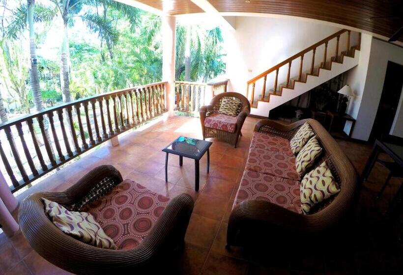 Suite, Pinjalo Resort Villas   Jade Hill Project Property Development