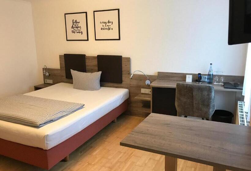 חדר סטנדרט, Römer