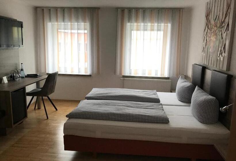 חדר סטנדרט, Römer