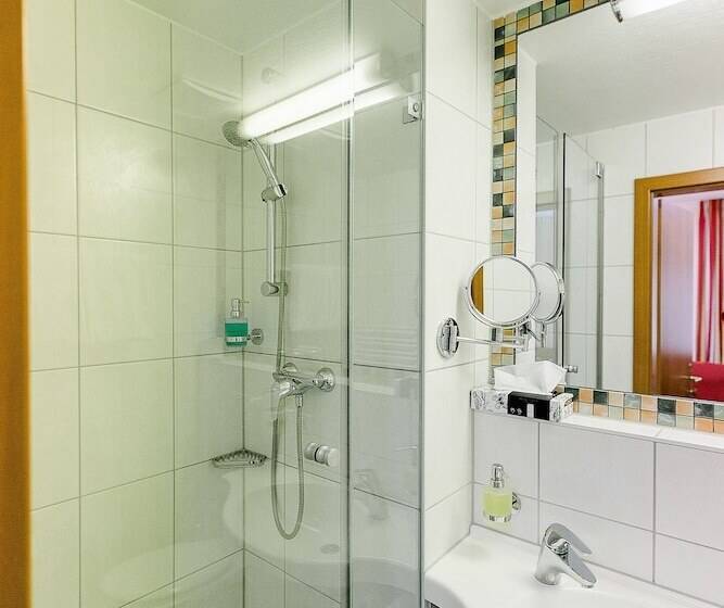 חדר סופריור, Römer