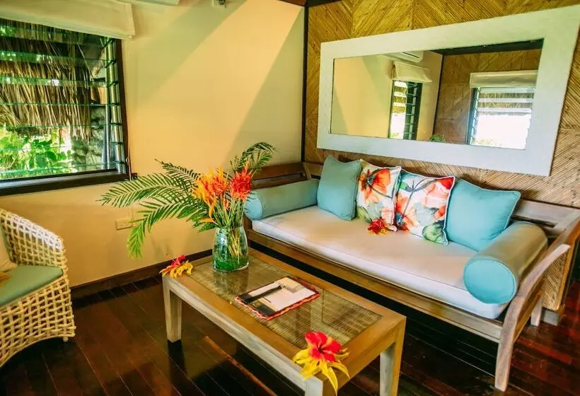 スタンダードバンガロー, Qamea Resort & Spa