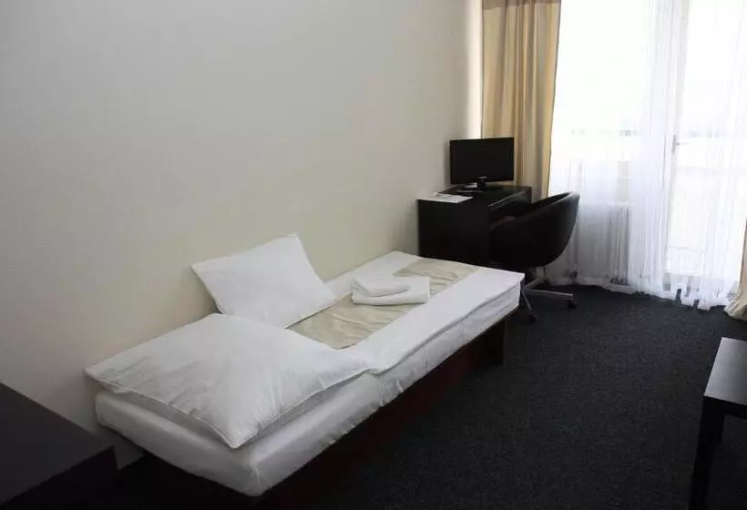 スタンダードシングルルーム, Retro Hotel Kladno