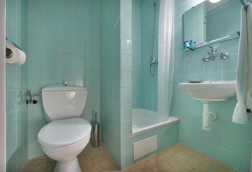 חדר אקונומי יחיד, Retro Hotel Kladno