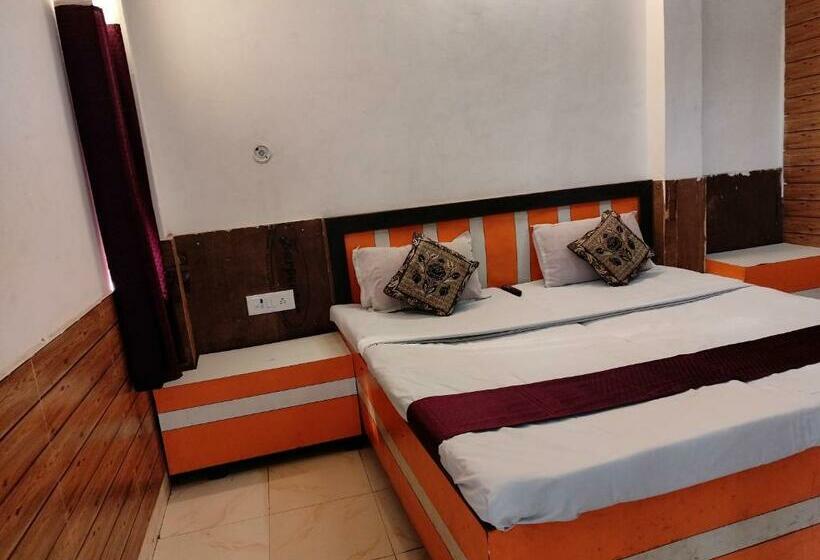 غرفة قياسية, Shraddha