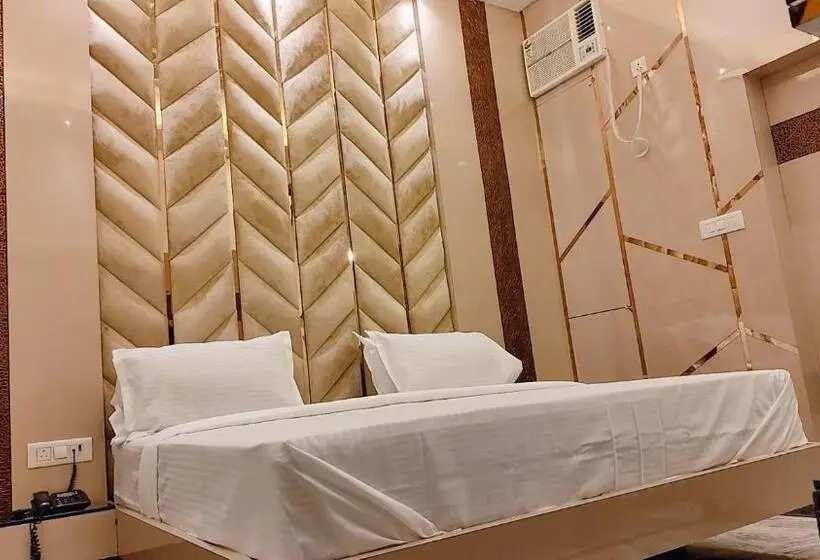 Chambre Supérieure, Shraddha
