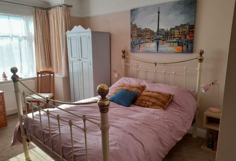 スタンダードルーム, Bastwick House B&b