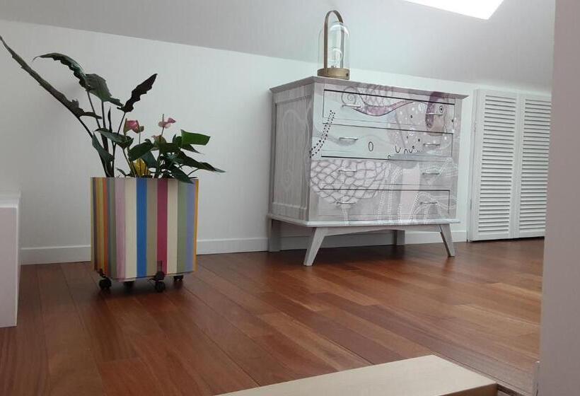 スタンダードルーム, Kerlobek Albacore