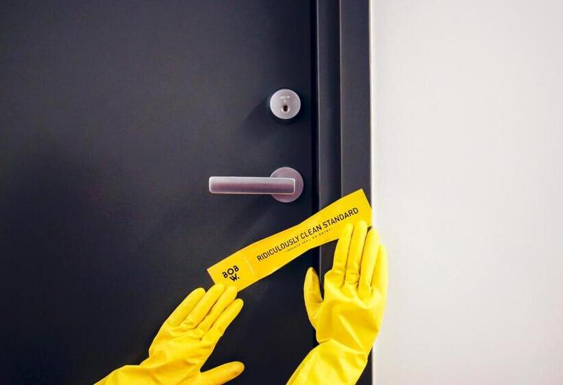 标准工作室, Bob W Peterhof