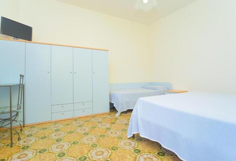 Номер Стандарт Трехместный, Celeste