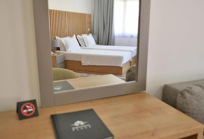 استودیو استاندارد با تراس, Magnolia Place