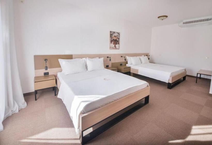 اتاق خانوادگی, Magnolia Place