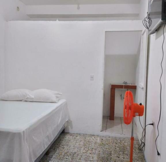 Pokój Ekonomiczny, Villa Aurora