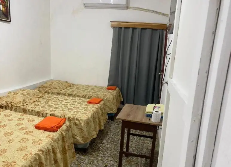 اتاق استاندارد سه نفره, Villa Aurora