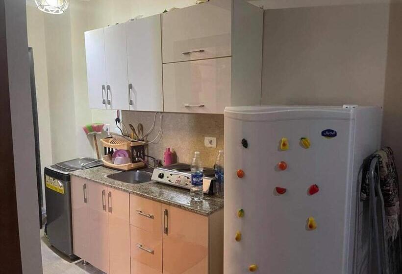 标准工作室带泳池景, Aqua View Resort   قرية اكوا فيو الساحل الشمالي