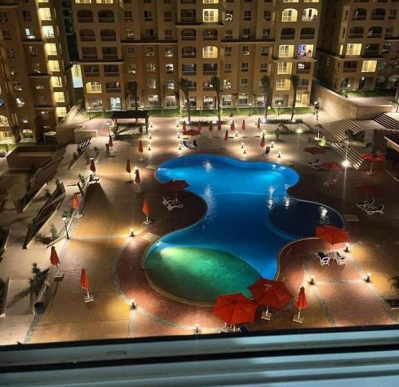 标准工作室带泳池景, Aqua View Resort   قرية اكوا فيو الساحل الشمالي