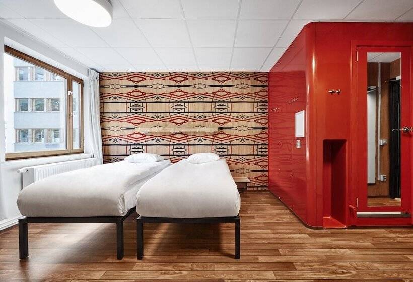 スーペリアールーム, Generator Stockholm