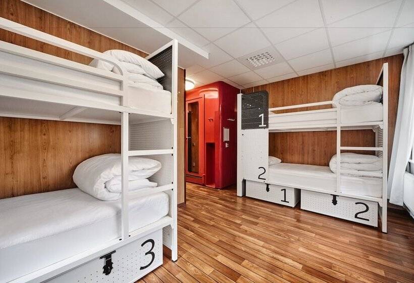 מיטה בחדר משותף, Generator Stockholm