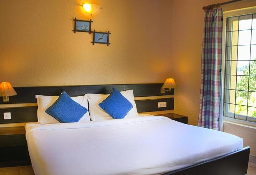 デラックススイート, Green Pastures   A Hill Country Resort