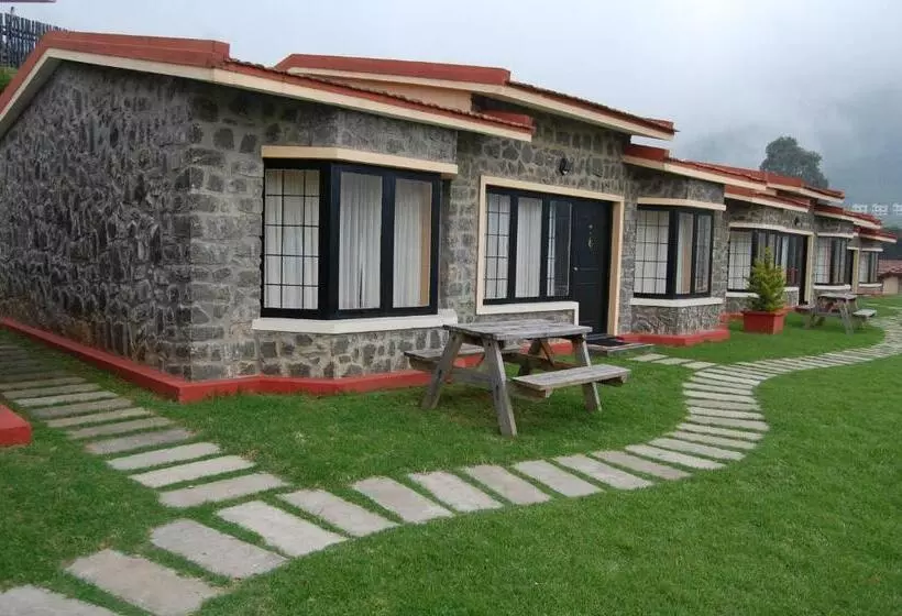 キャビン, Green Pastures   A Hill Country Resort