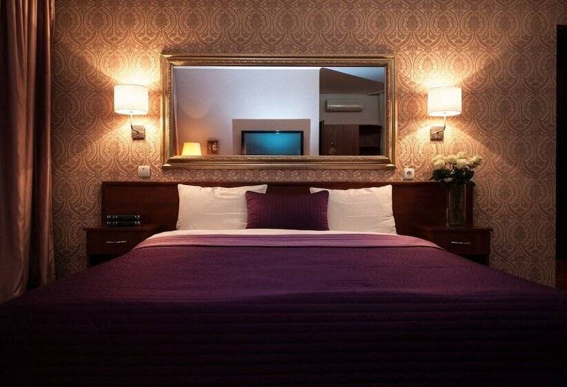 سوییت, Art Rustic Boutique