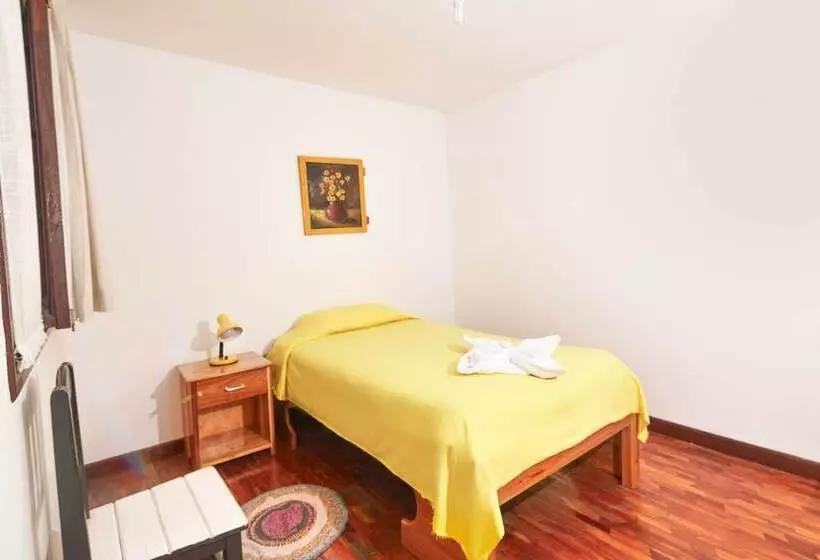 اتاق استاندارد یک نفره, Casarte Takubamba B&b