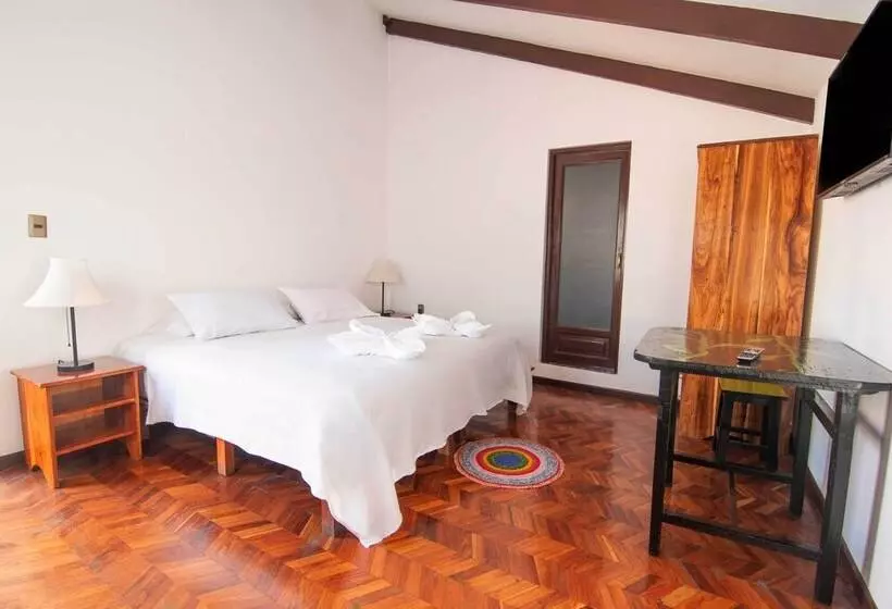 اتاق استاندارد, Casarte Takubamba B&b