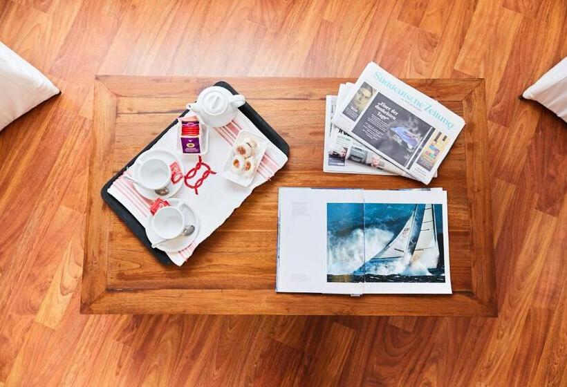 חדר משפחתי צדדי נוף לים, Enterprise