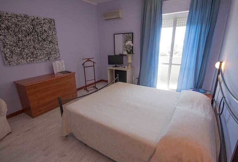 חדר סטנדרט, Enterprise