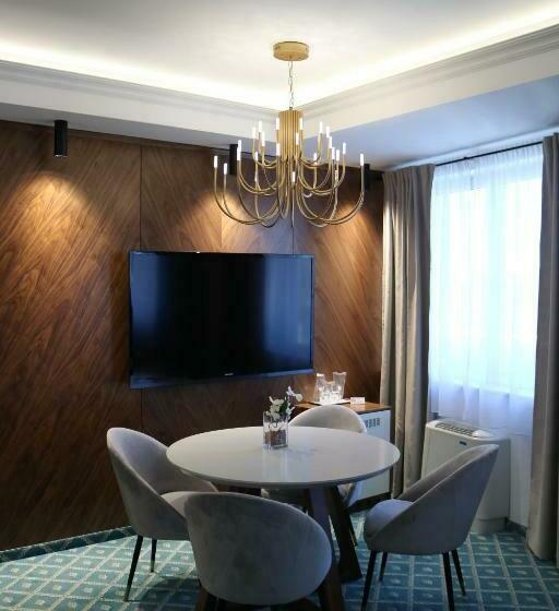 سوییت سوپریور, Jelena Brčko