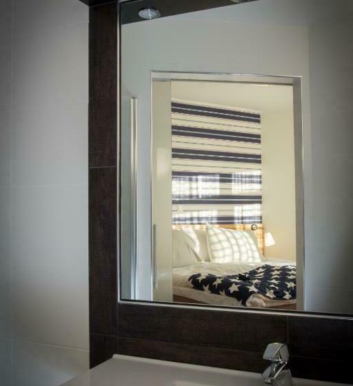 חדר סטנדרט, Kompassen