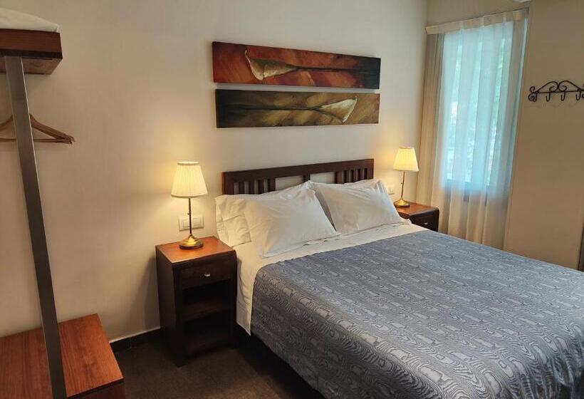 اتاق استاندارد, La Ciudadela