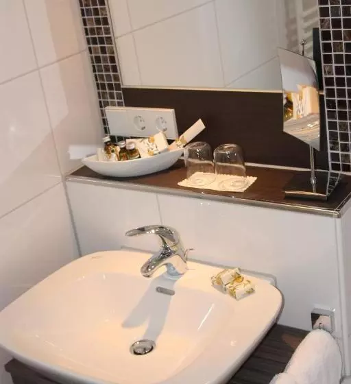 バルコニー付きスタンダードルーム, Lupinenhotel Bodensee