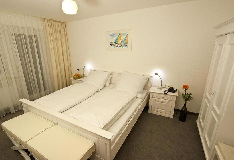 バルコニー付きスタンダードルーム, Lupinenhotel Bodensee