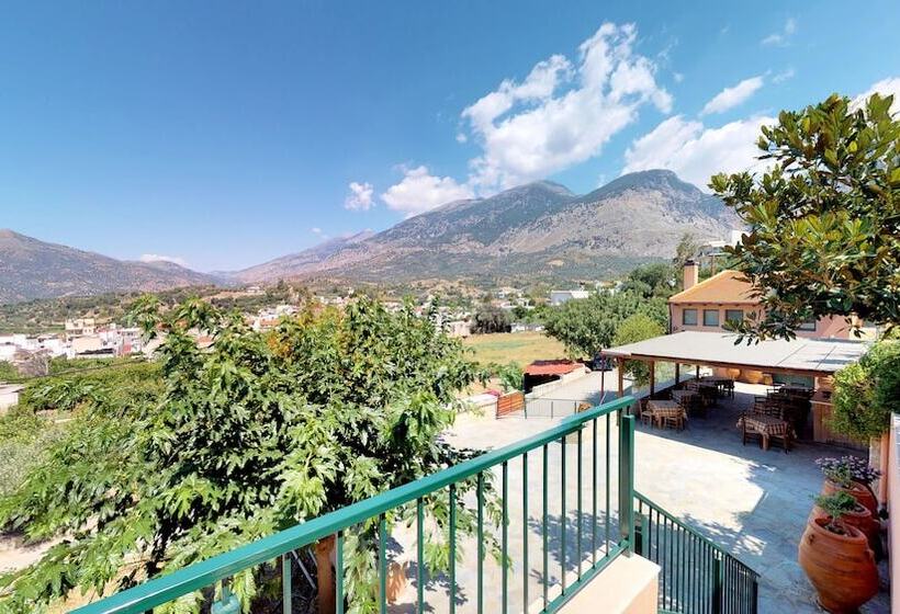 דירת שני חדרים, Nana Apartments