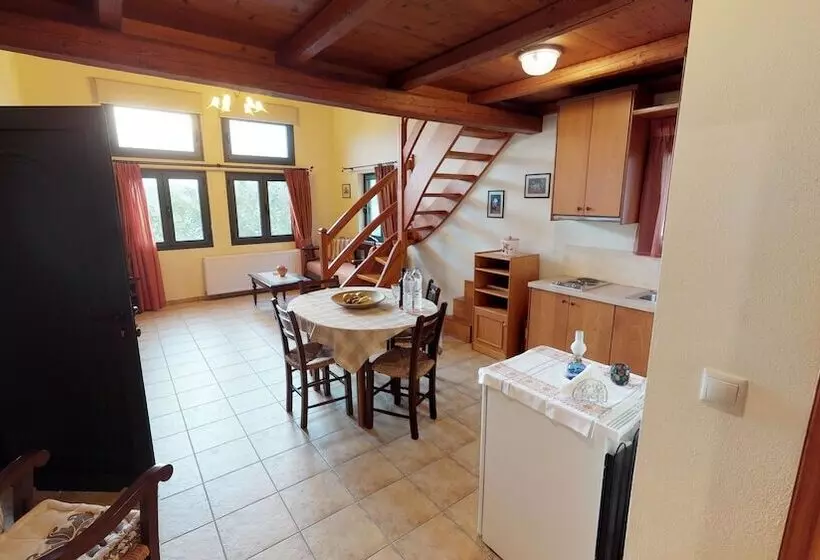 ２ベッドルームアパートメント, Nana Apartments